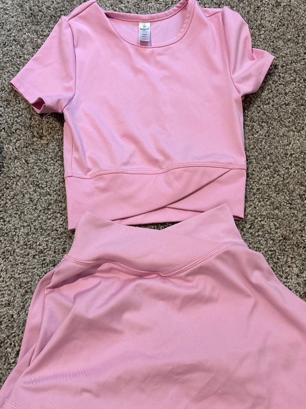 90 degrees by reflex girls medium pink Athletic Skirt and Crop Top matching Set